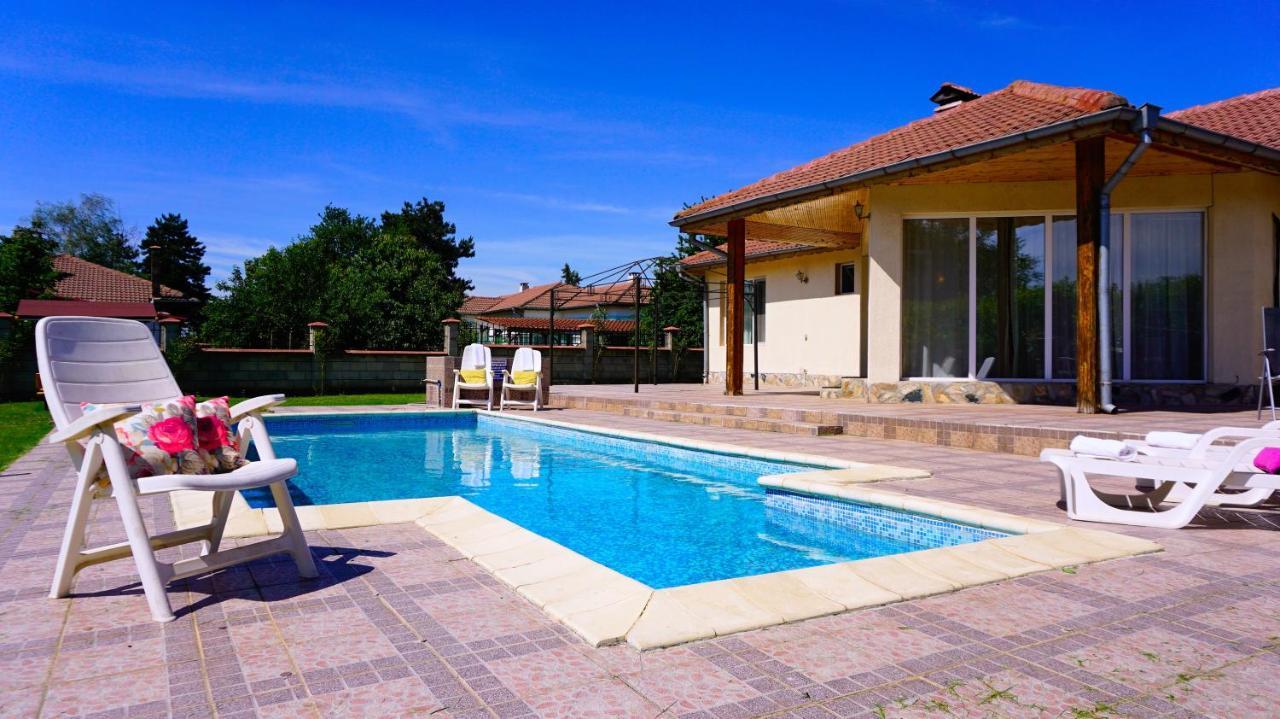 Вила Релакс - Villa Relax Sokolovo Exterior foto